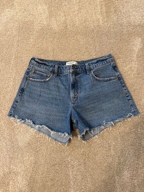 Abercrombie & Fitch A-Line Short Mid Rise